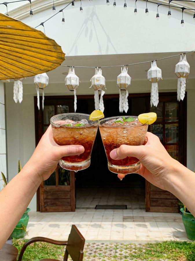 Elliebum Boutique Hotel Chiang Mai Bagian luar foto